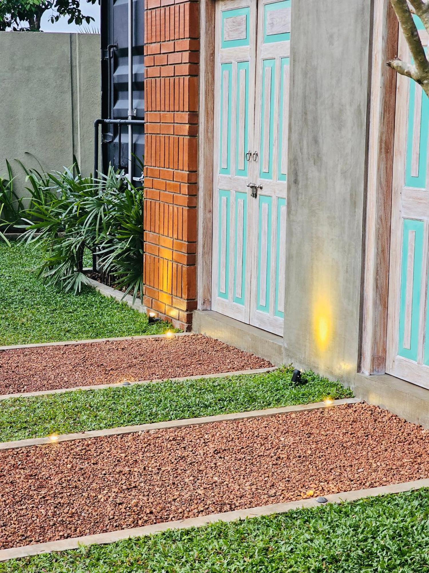 Container Villa Luxury Collection Weliweriya Exterior photo